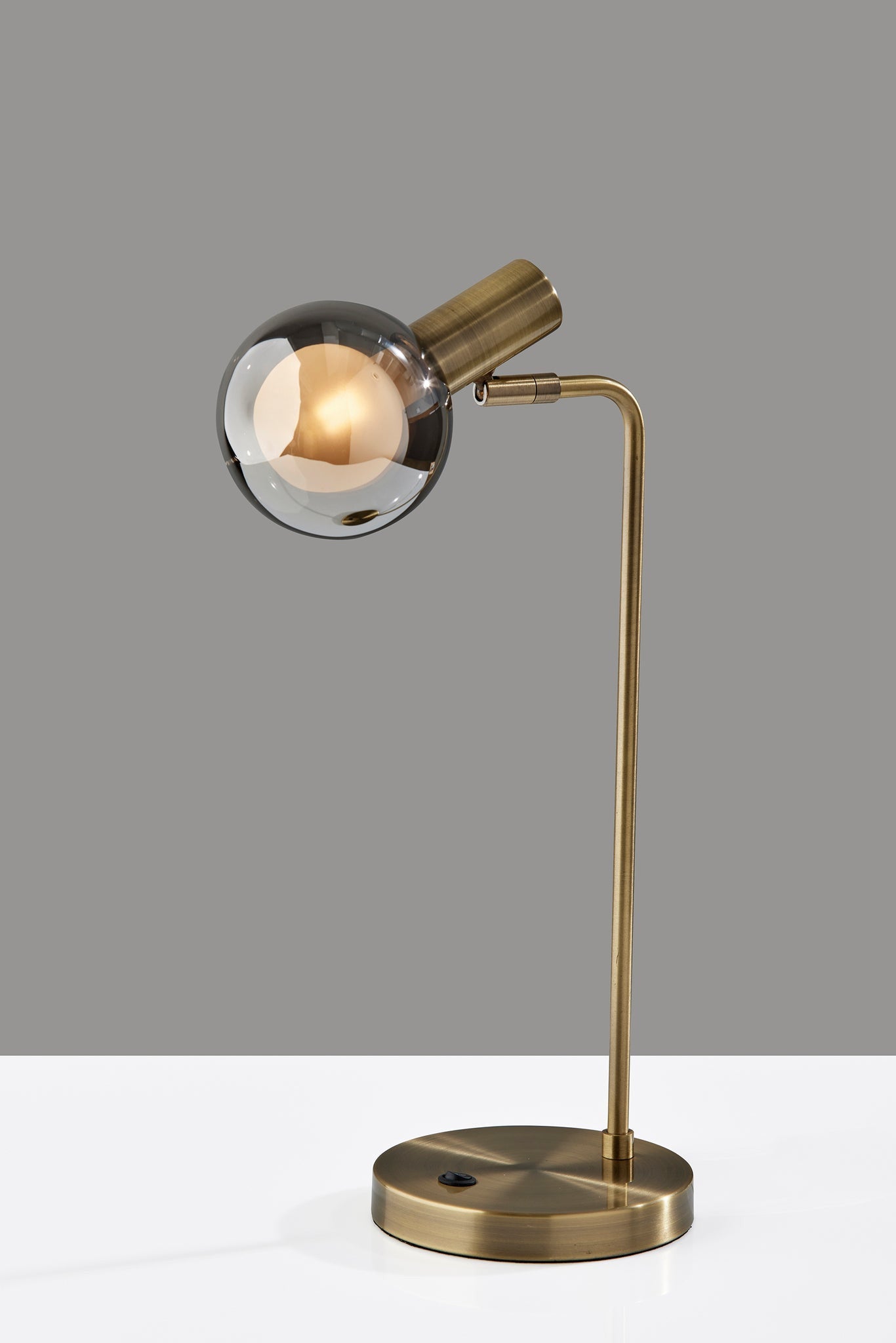 18" Antiqued Brass Metal Cylinder Desk Table Lamp With Gray Globe Shade With Starling LED Bulb 