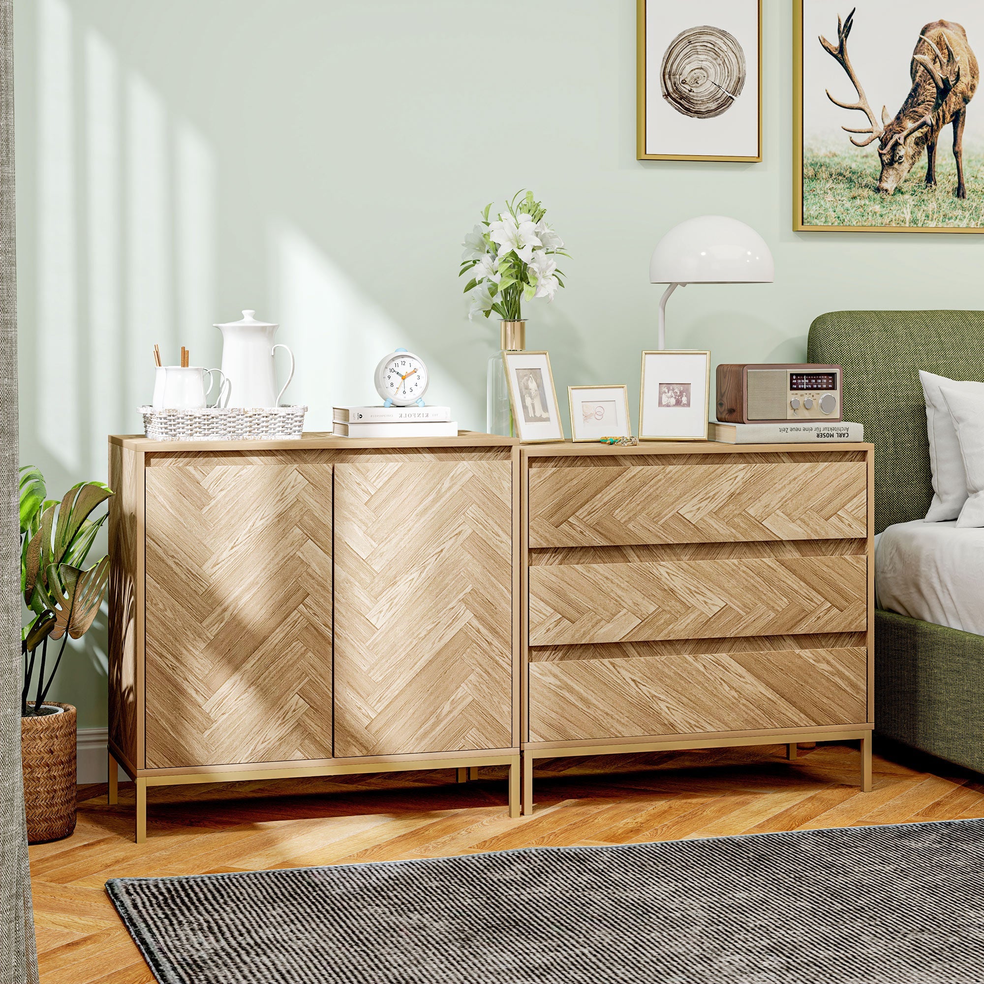 HOMCOM Accent Cabinet, Storage Cabinet with Doors, Adjustable Shelf and Steel Legs, Sideboard for Living Room, Oak 