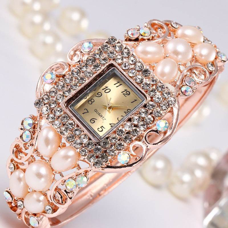 Ladies bracelet watch 