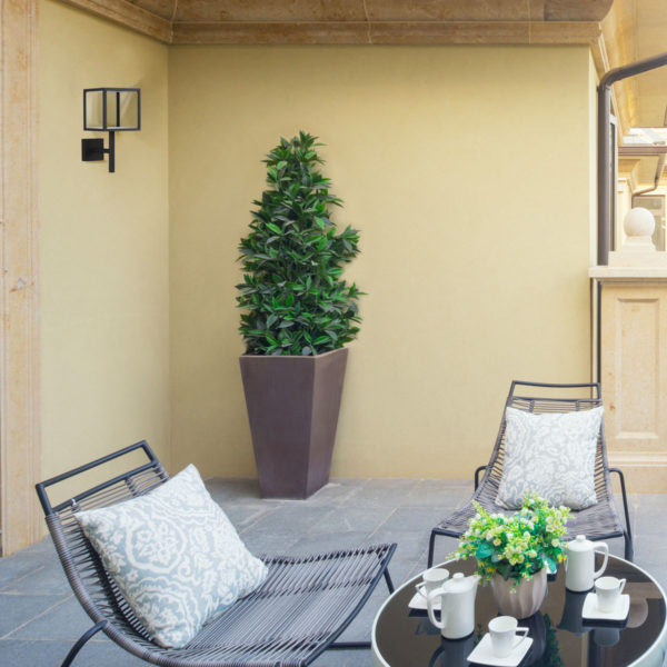 Delex LED Outdoor Wall Light 