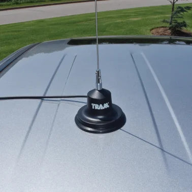 Tram® 300-Watt 26 MHz to 30 MHz 1-Piece Magnet-and-Coil-Housing Trucker CB Antenna Kit