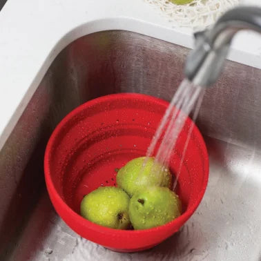 Better Houseware 4-Qt. Collapsible Silicone Colander (Red)