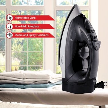 Brentwood® 1,200-Watt Nonstick Steam Iron with Retractable Cord (Black)