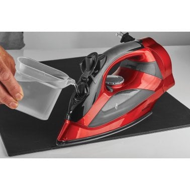 Brentwood® 1,200-Watt Nonstick Steam Iron with Retractable Cord (Red)