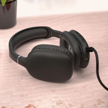 HyperGear® Vibe Over-Ear Wireless Bluetooth® Headphones with Microphone (Black)