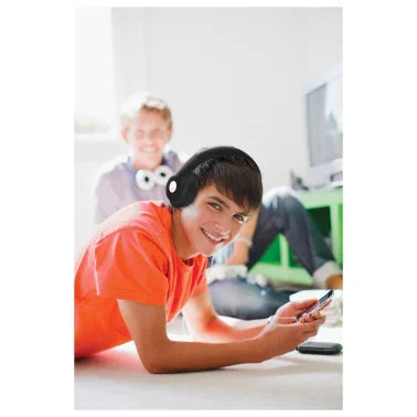 iLive Bluetooth® Over-the-Ear Headphones with Microphone (Black)