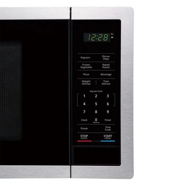 Magic Chef® 0.9-Cu. Ft. 900-Watt Countertop Digital Touch Microwave (Silver)