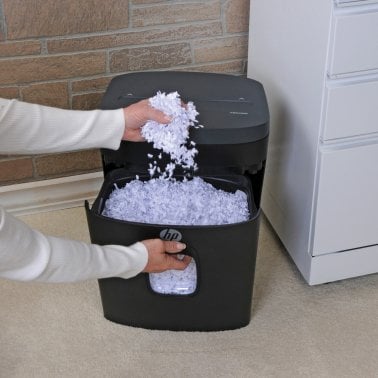 HP® HP-MC145 14-Sheet Microcut Shredder