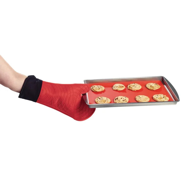 Gourmet By Starfrit® Silicone Oven Mitt, 12", Red