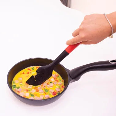 Starfrit® Silicone Spatula with Whisk Cleaner