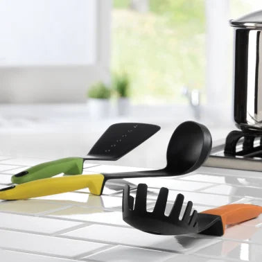 gia'sKITCHEN™ 5-Piece Kitchen Utensils Set with Integrated Tool Rest