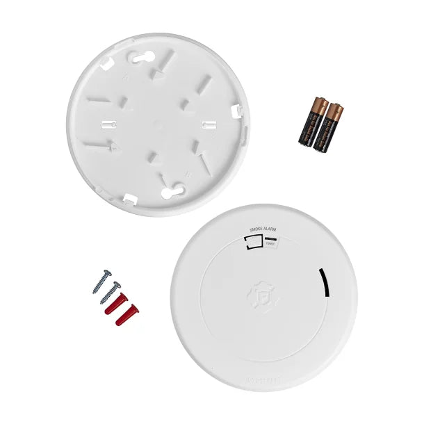 First Alert® SM200 Battery-Operated Smoke Alarm with Slim Profile