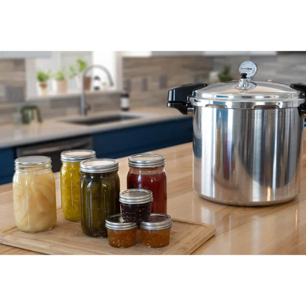 NESCO® Manual Pressure Canner (24 Qt.)