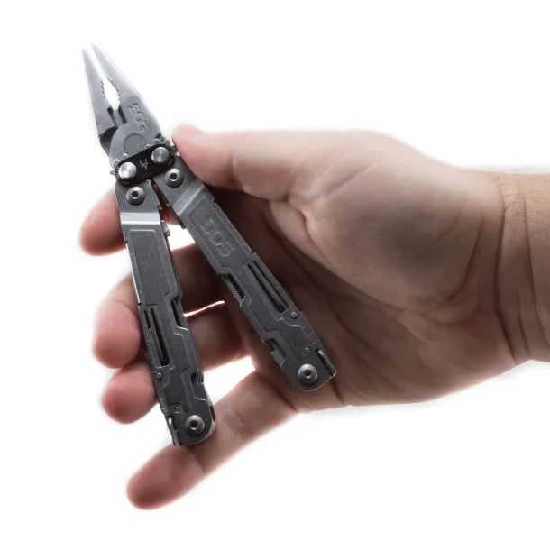 SOG® PowerAccess 18-in-1 Multi-Tool (Silver)