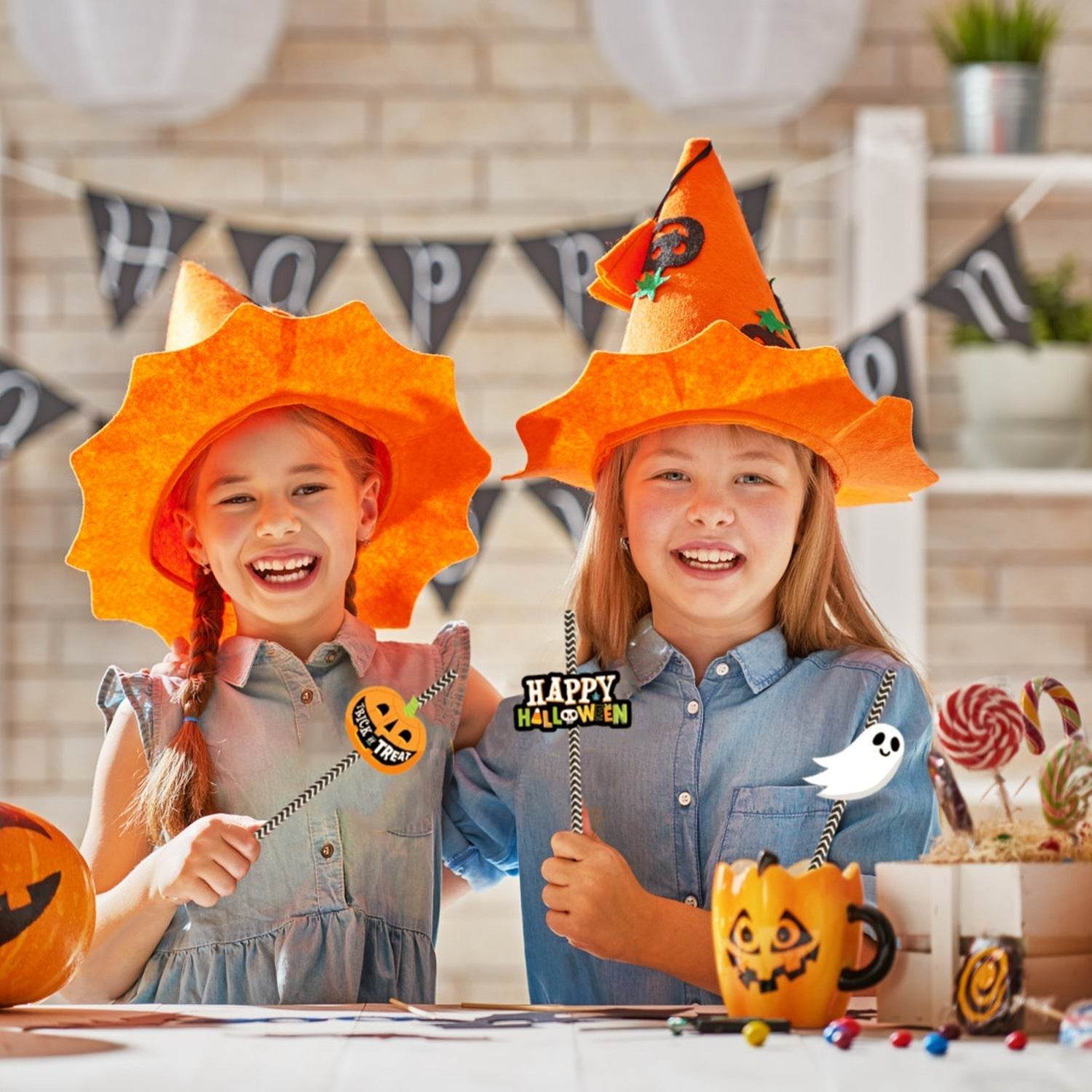 Set Of 25Pcs Halloween Party Striped Decorative Straws Disposable Drinking Straws Paper Straw Decor Happy Halloween Ghost Lantern Black Cat Halloween Party Supplies 