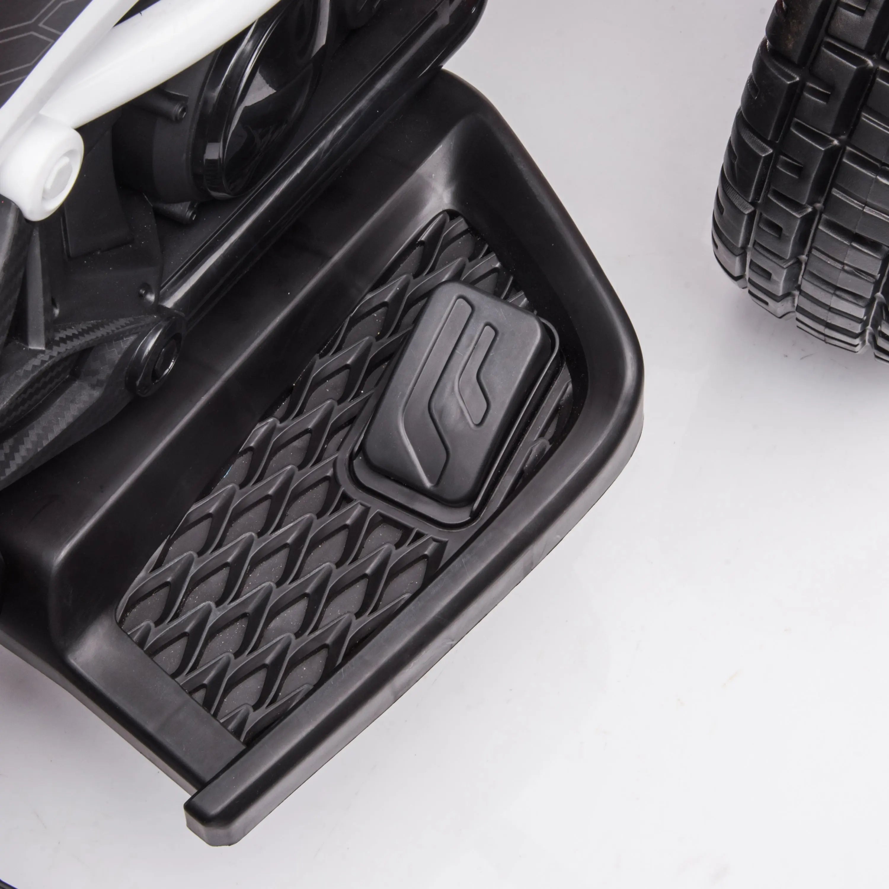 24V Freddo Spider 2 Seater Ride-On 3 Wheel Motorcycle 