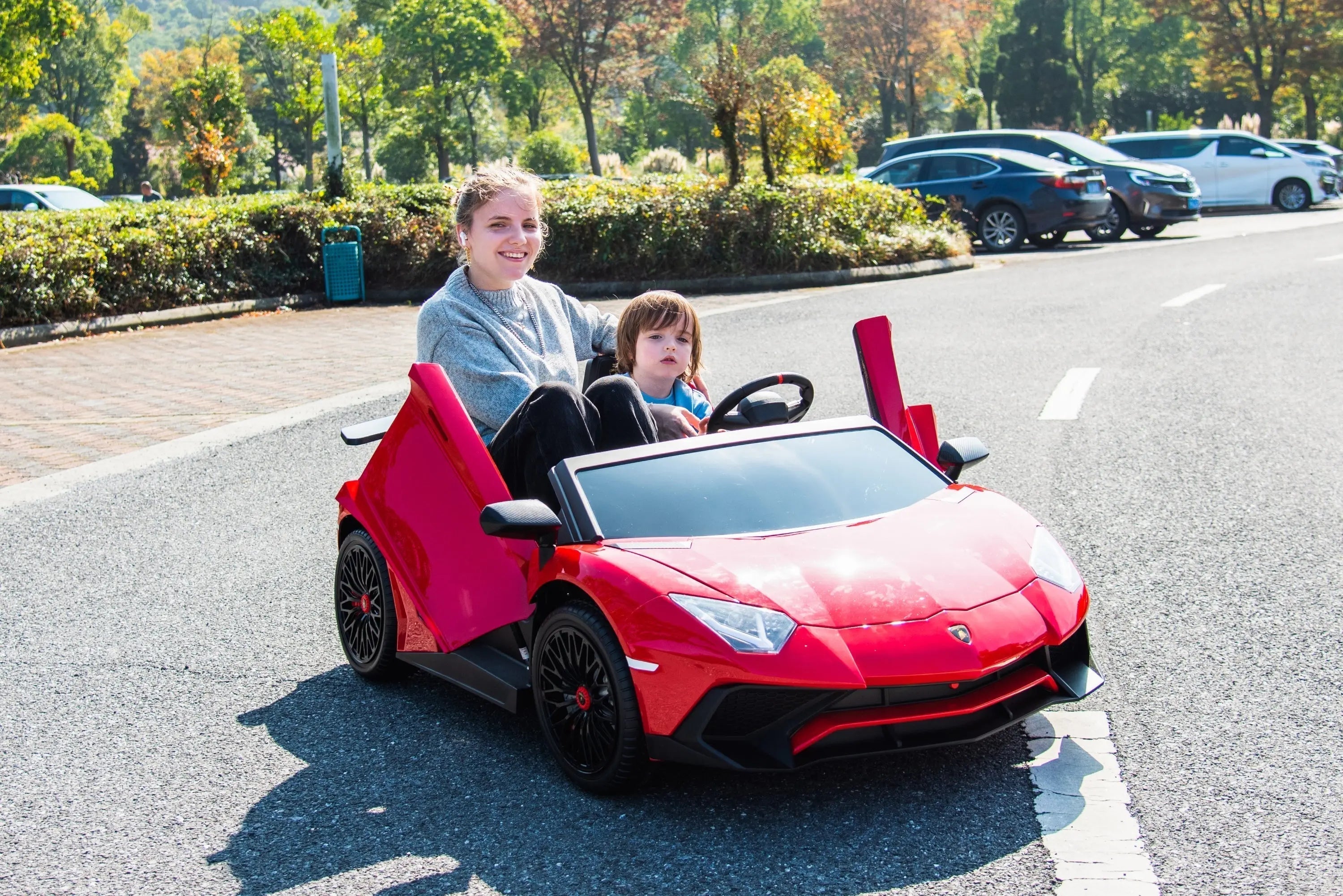 24V Lamborghini Aventador 2 Seater Ride On Car for Kids: Advanced Brushless Motor & Differential for High-Octane Fun 