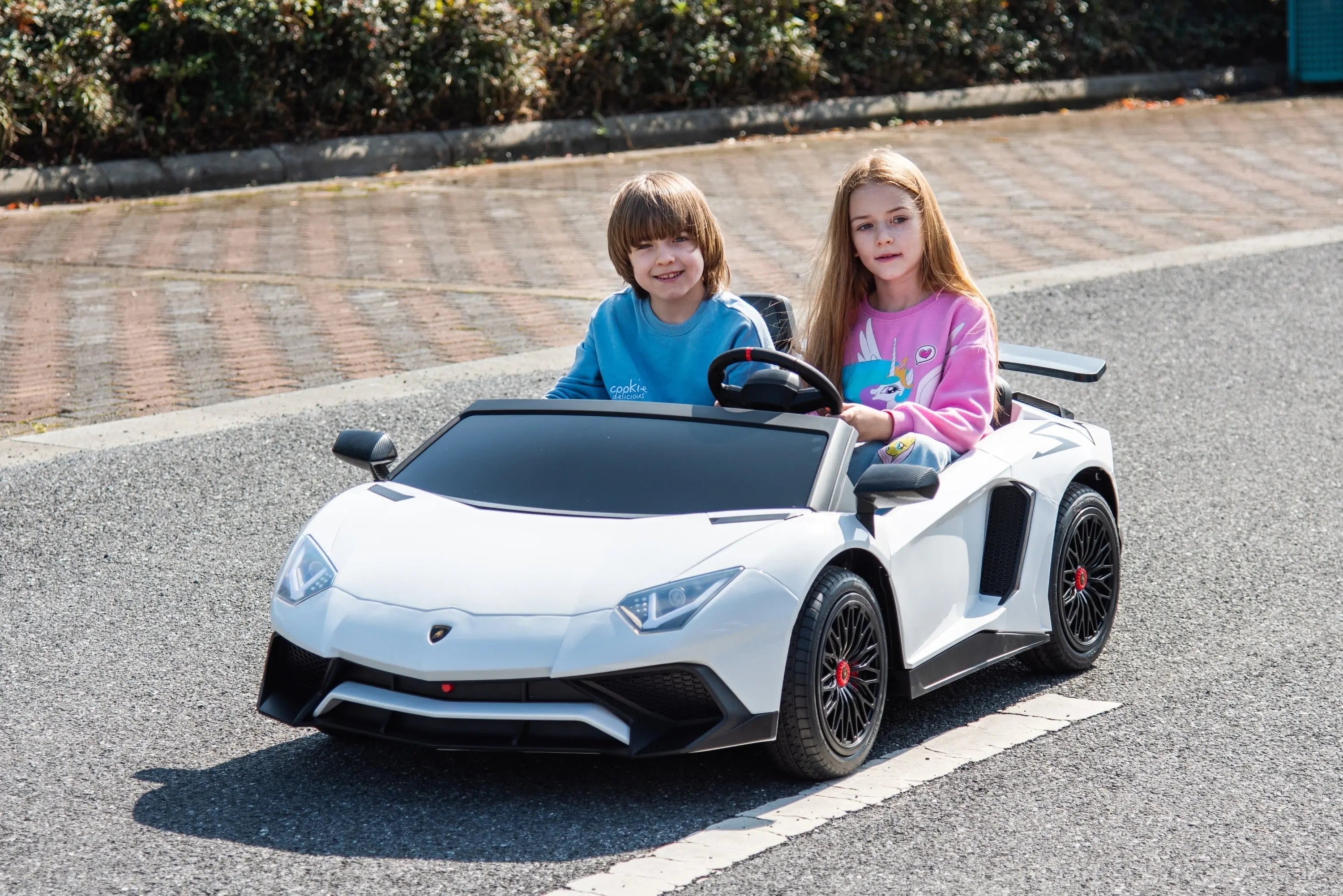 24V Lamborghini Aventador 2 Seater Ride On Car for Kids: Advanced Brushless Motor & Differential for High-Octane Fun 