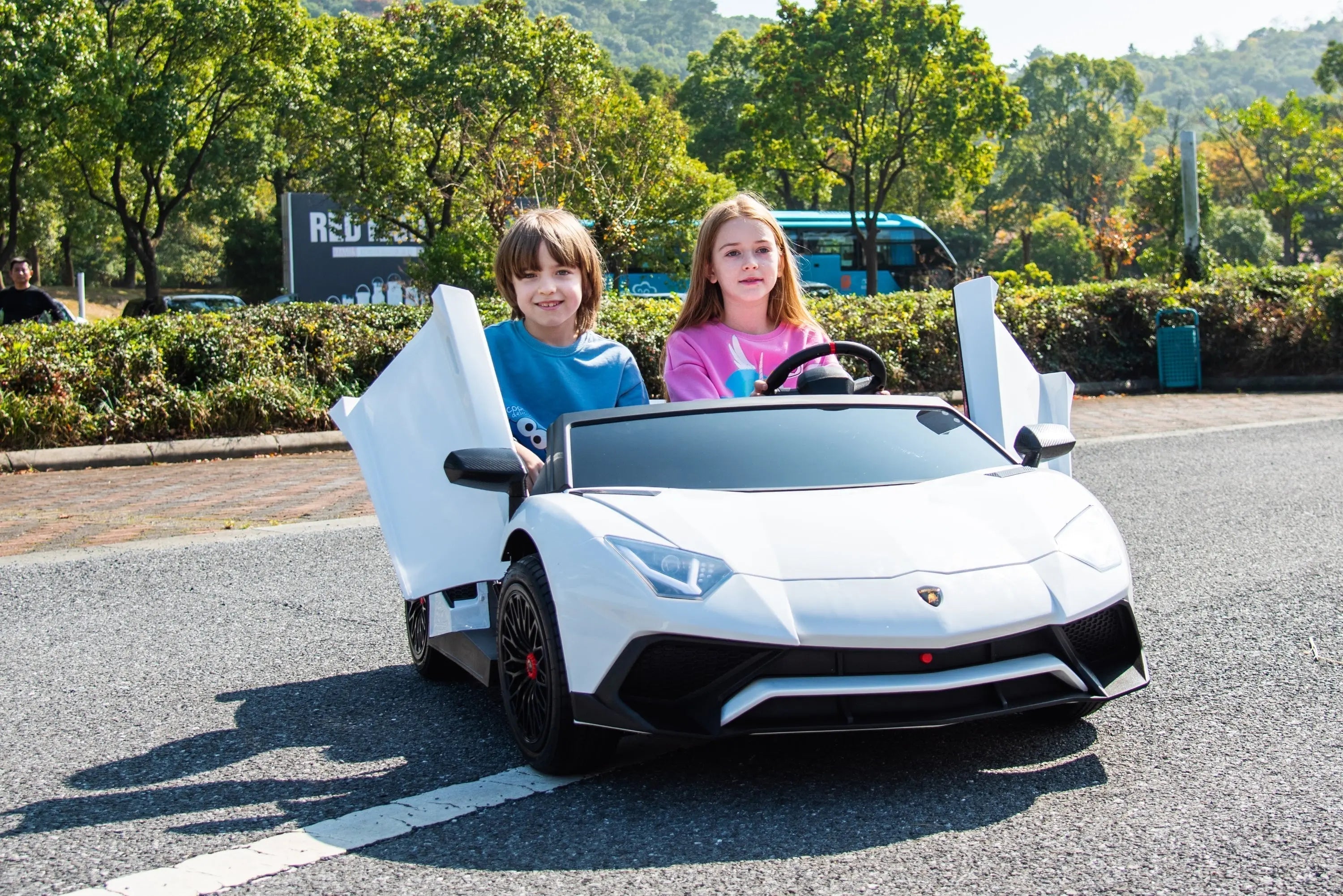 24V Lamborghini Aventador 2 Seater Ride On Car for Kids: Advanced Brushless Motor & Differential for High-Octane Fun 
