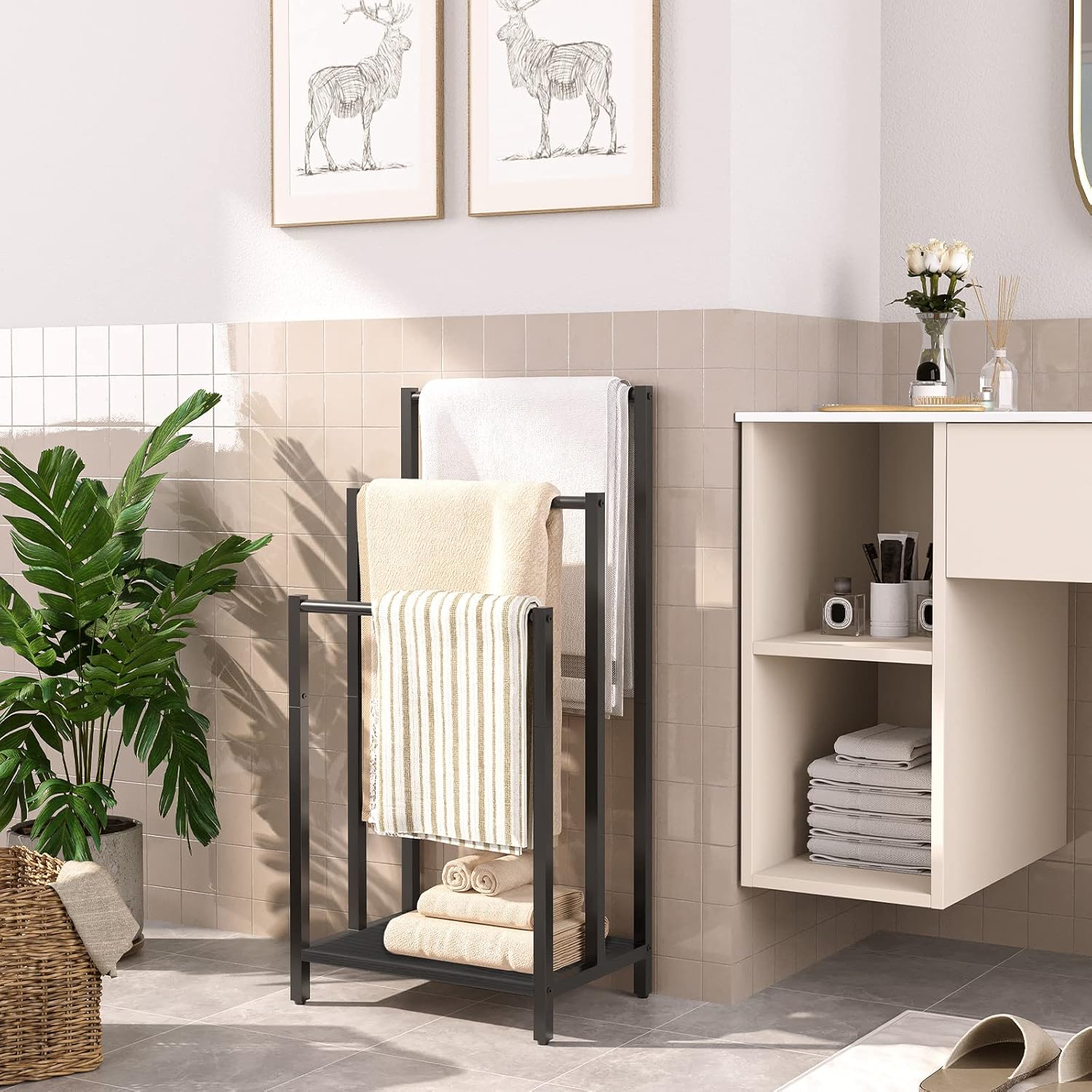 HOOBRO Freestanding Towel Rack, 3-Tier Blanket Ladder Holder with Storage Shelf, Industrial Metal Drying Rack, Black