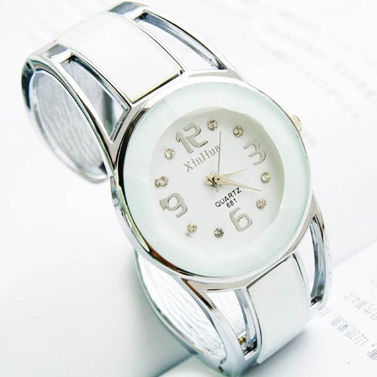 Ladies bracelet watch 