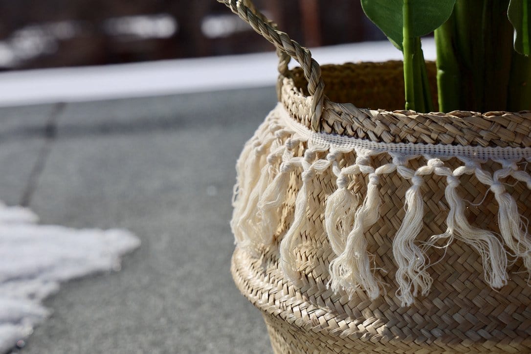 Pokha - Seagrass Basket With Tassel 
