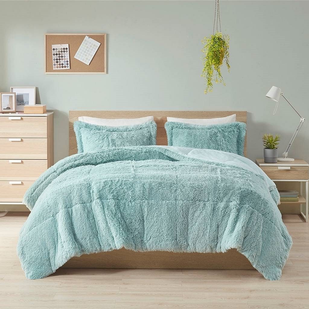 Full/Queen Soft Sherpa Faux Fur 3-Piece Comforter Set in Light Teal Blue - Free Shipping 