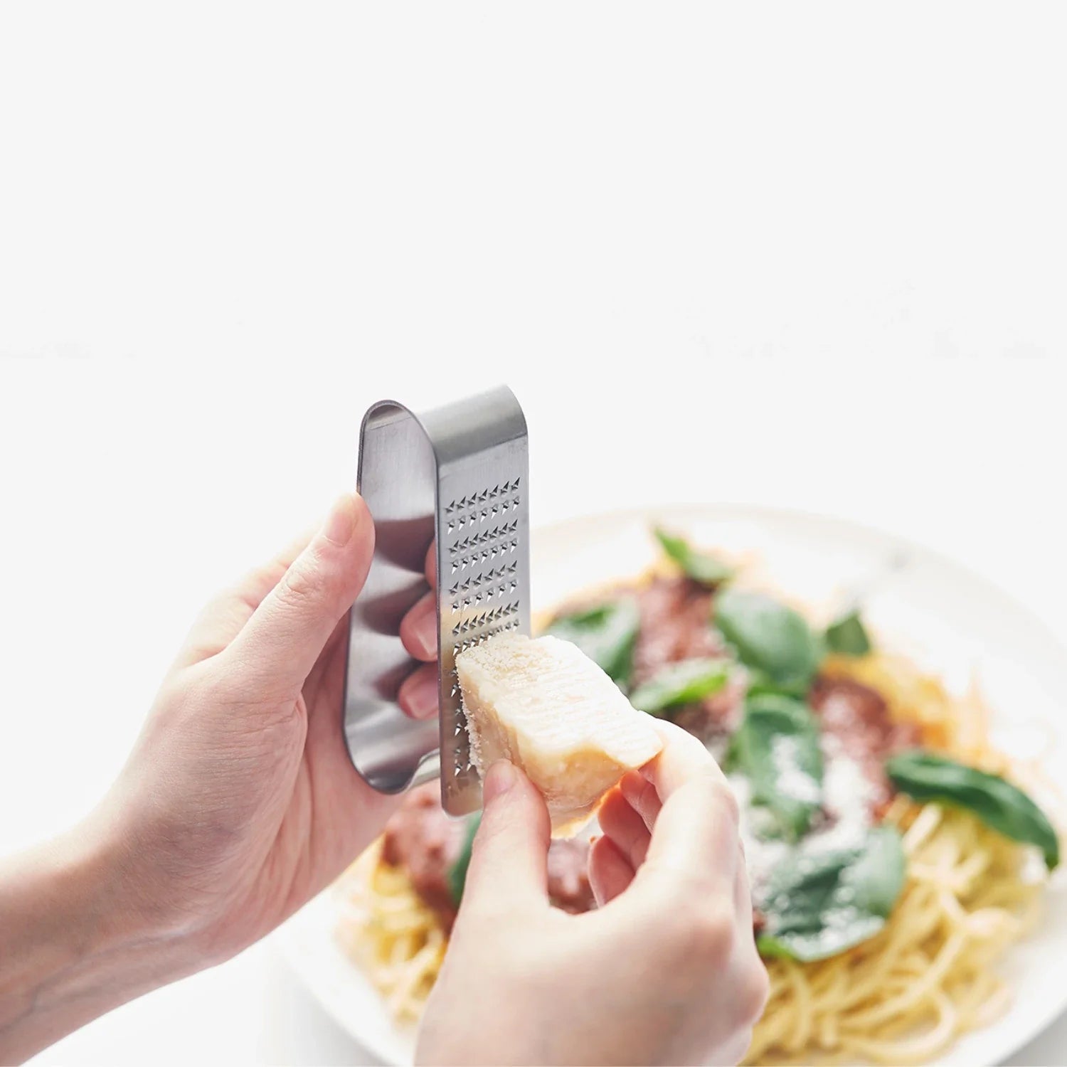 Eatoco Oros Handy Grater – Compact Japanese Stainless Steel Zester 
