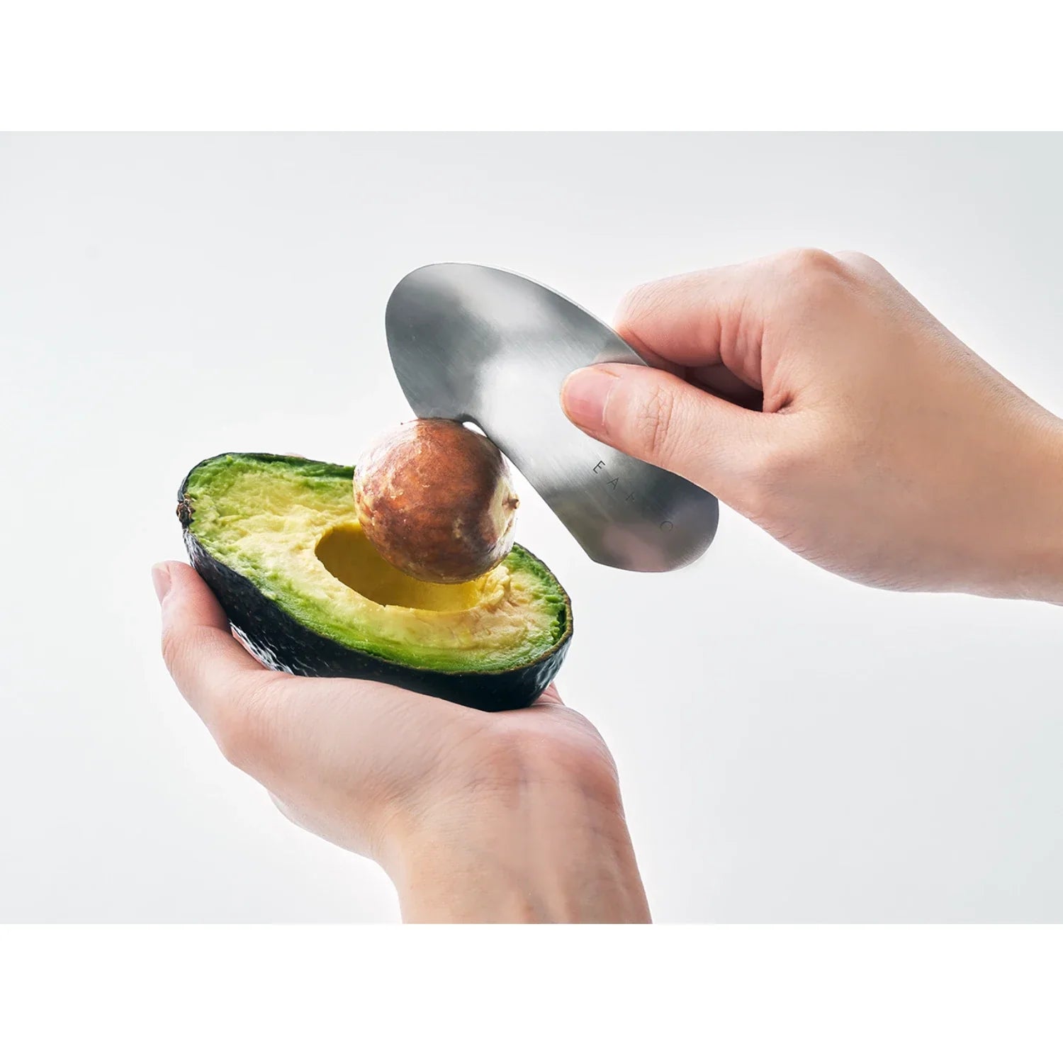 Eatoco Muku – Premium Japanese Avocado & Citrus Cutter 
