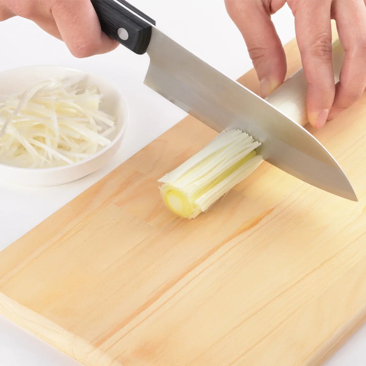 Eatoco Saku Leek Cutter – Fibrous Vegetable Tool - Made in Japan 