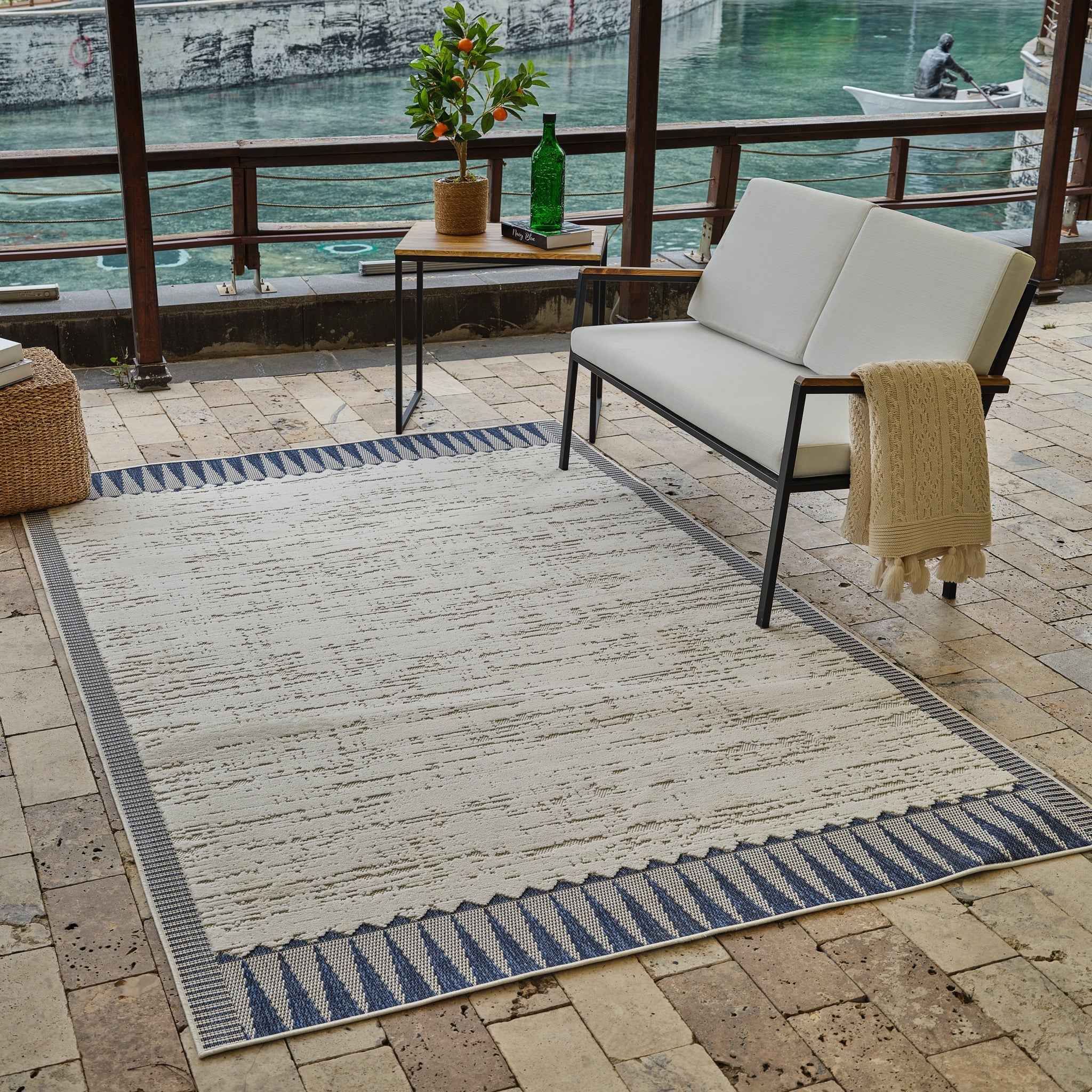 Maise Abstract Modern Cream Rug 