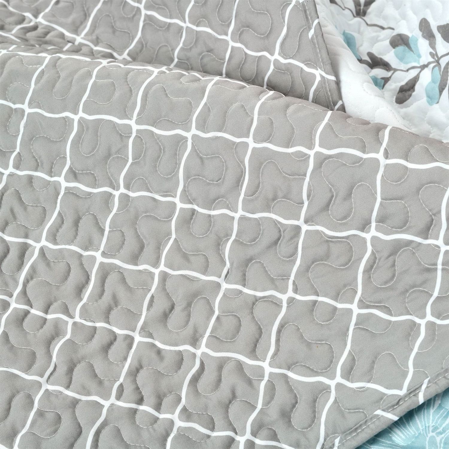 Full/Queen Blue Grey Floral Lightweight Thin Polyester Fabric 3-Piece Quilt Set - Free Shipping 