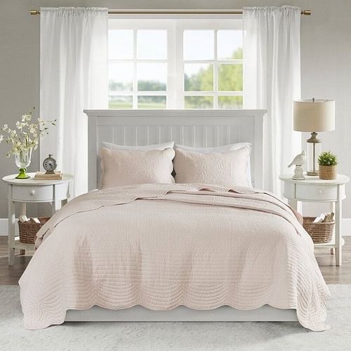 Full/Queen Size 3 Piece Reversible Scalloped Edges Microfiber Quilt Set in Blush - Free Shipping