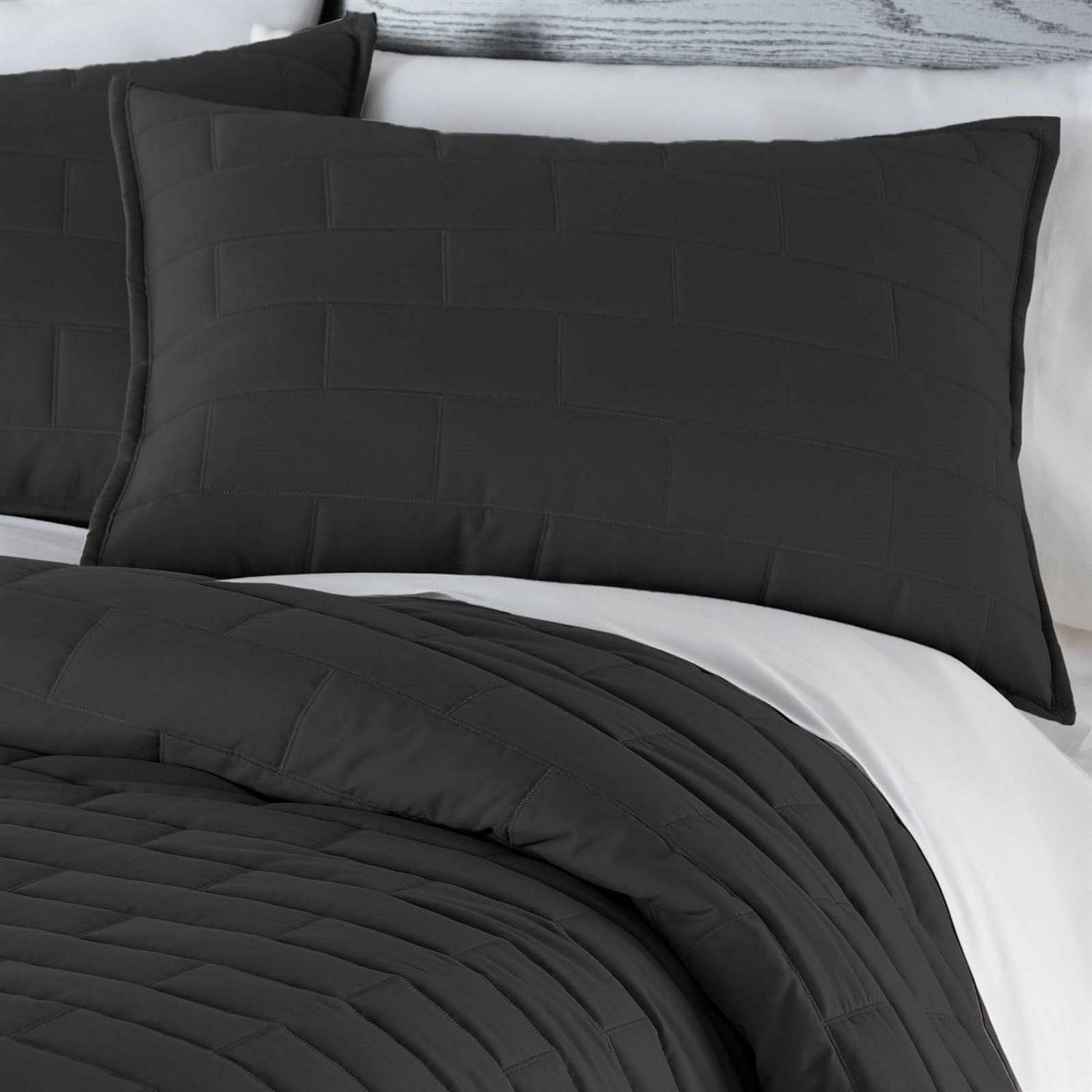 Full/Queen Modern Brick Stitch Microfiber Reversible 3 Piece Quilt Set in Black - Free Shipping