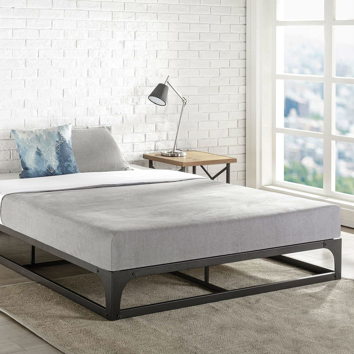 Twin size Modern Low Profile Heavy Duty Metal Platform Bed Frame - Free Shipping