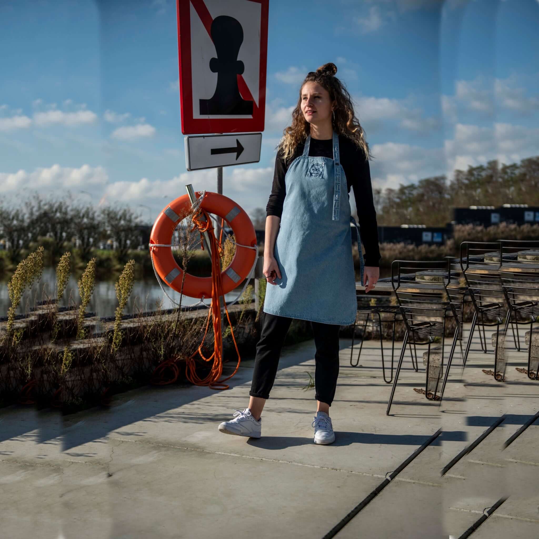 WITLOFT - Apron Denim Medium Long - Mid Blue 