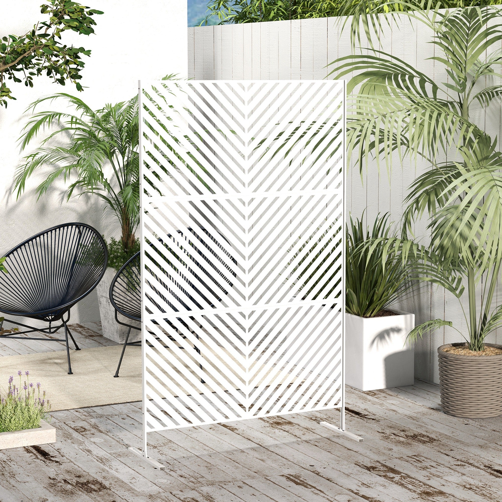 Outsunny 6.5FT Decorative Outdoor Divider, Metal Privacy Screen with Stand, Triangle Style, White 