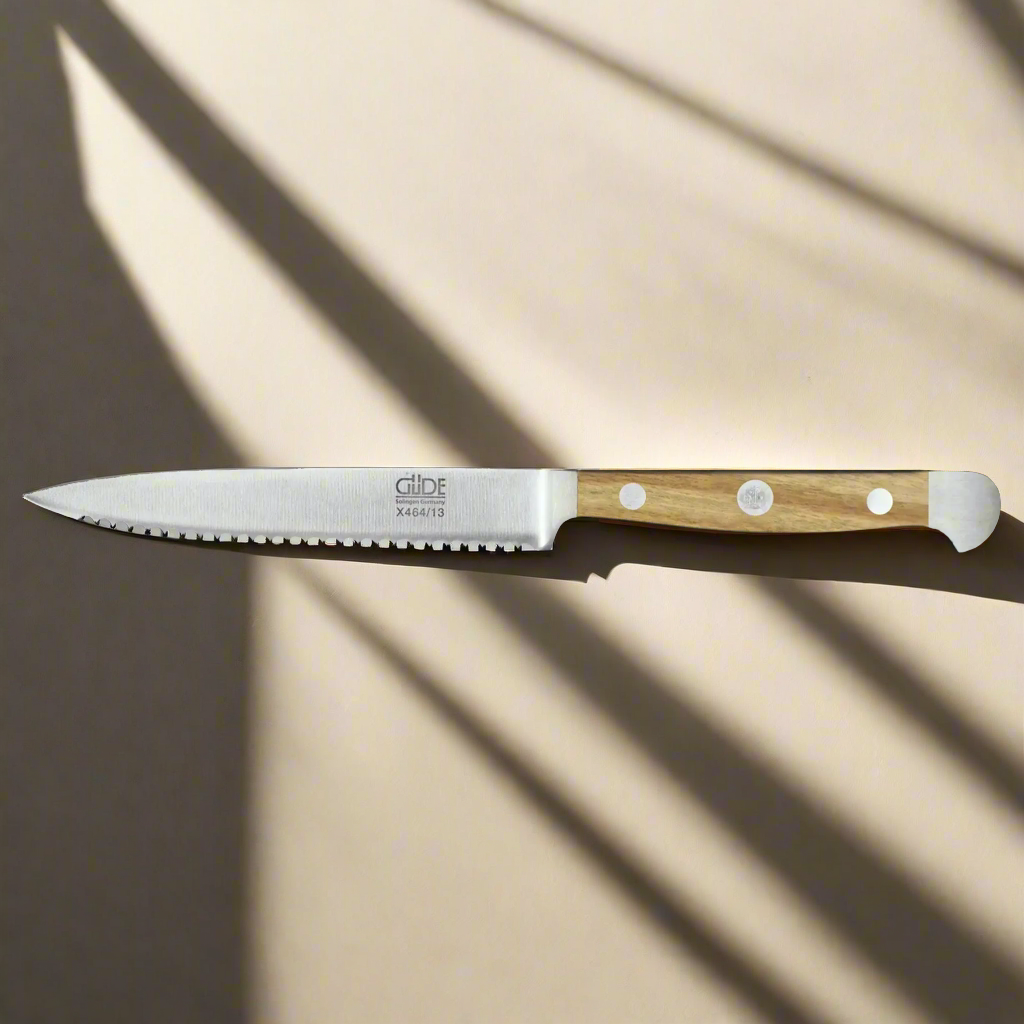 ALPHA OLIVE | Tomato Knife 13cm | Forged Steel / Olive wood handle 