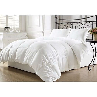 Queen size Hypoallergenic Down Alternative Comforter in White - Free Shipping 