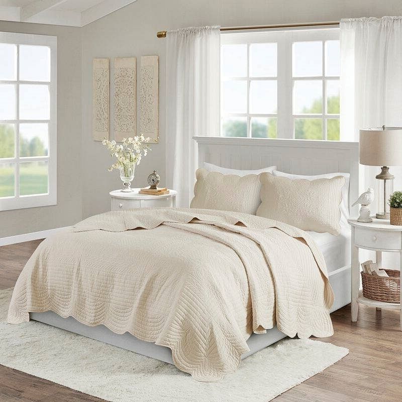 King Size 3 Piece Reversible Scalloped Edges Microfiber Quilt Set in Cream - Free Shipping 