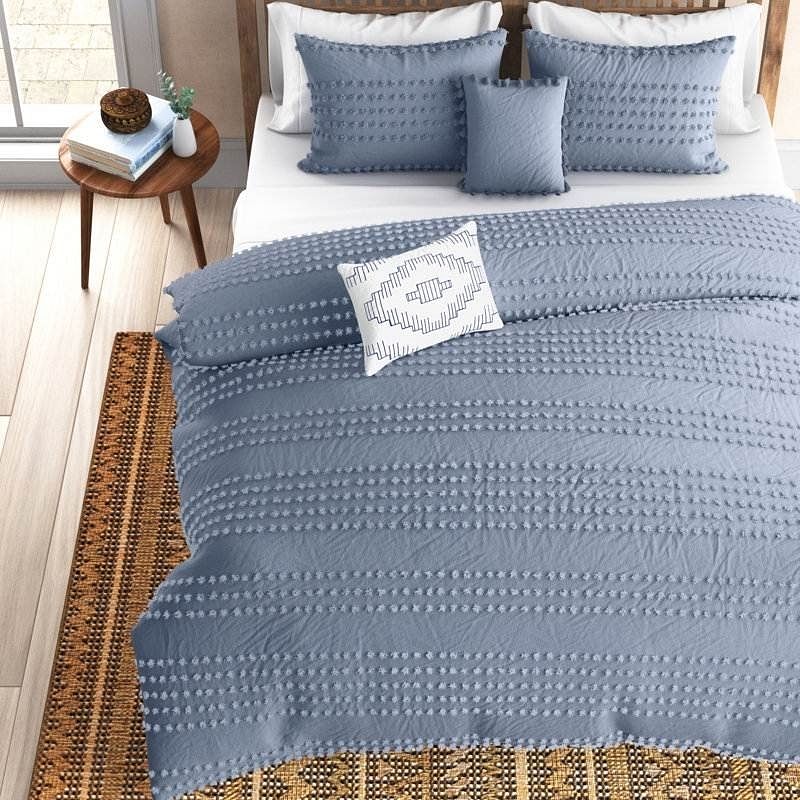 Full/Queen size 5-Piece 100-Percent Cotton Clip Dot Comforter Set in Denim Blue - Free Shipping 