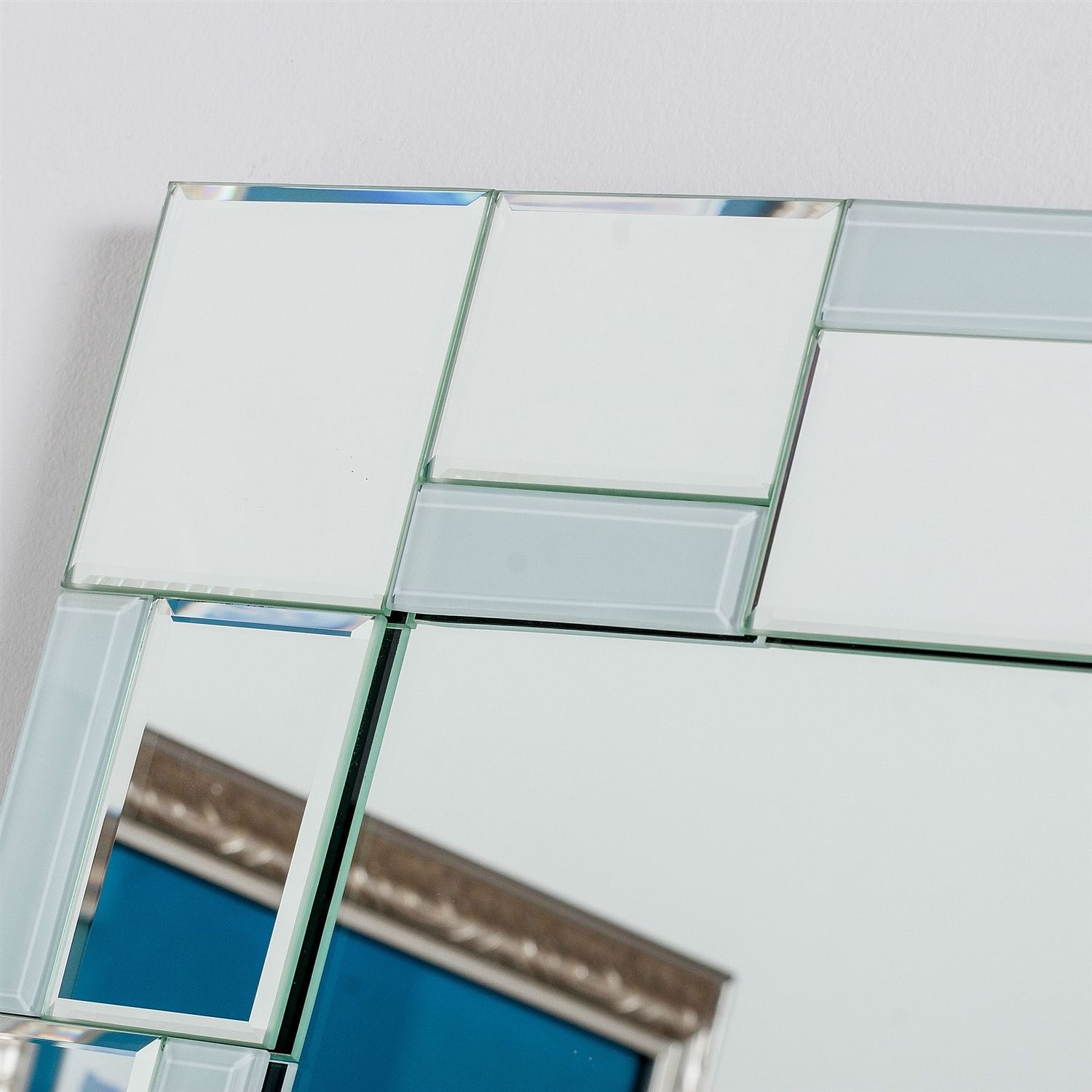 Modern 31.5 x 23.6 inch Rectangle Bathroom Mirror with Unique Border - Free Shipping