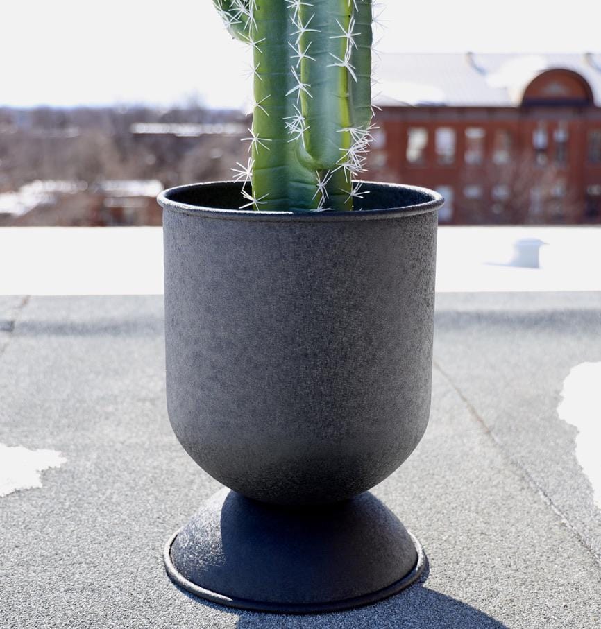 Vali - Brass Mid Century Planter 