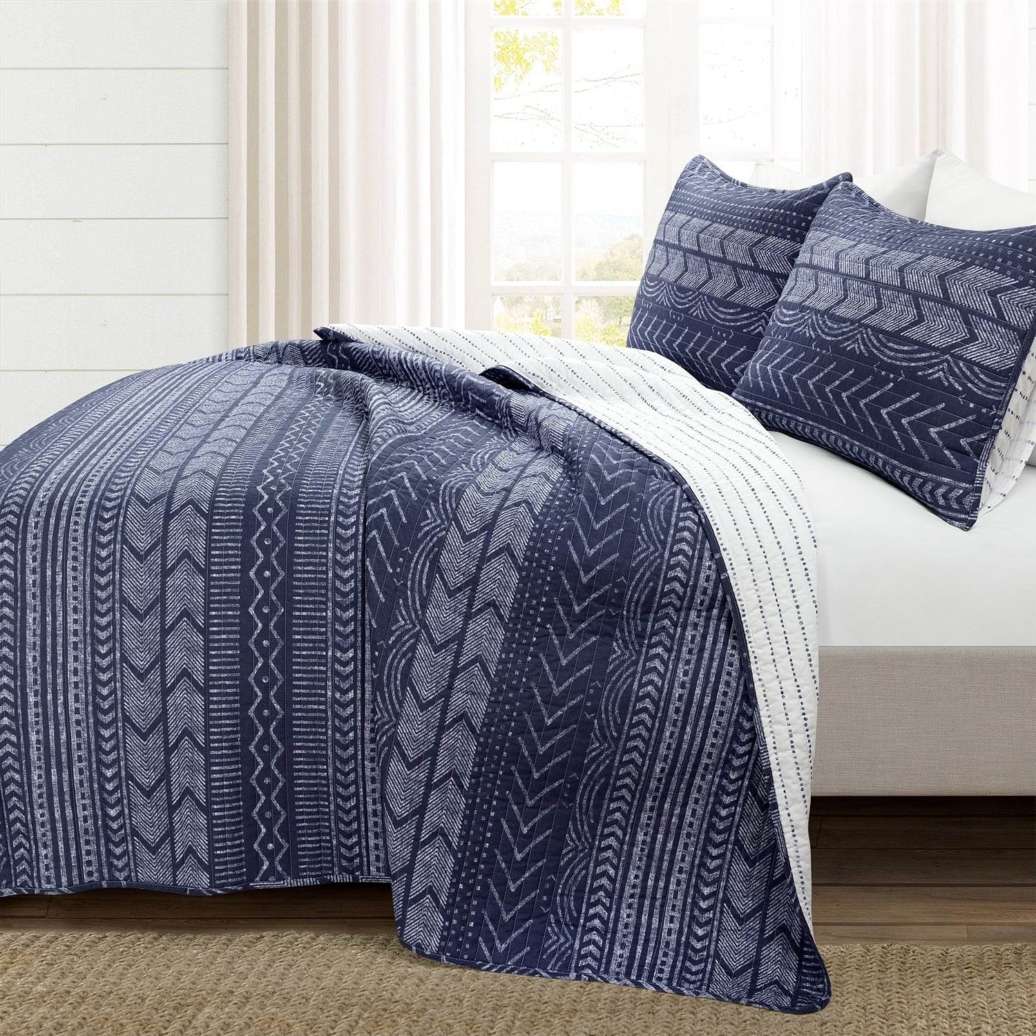 Full/Queen Scandinavian Chevron Navy Blue White Reversible Cotton Quilt Set - Free Shipping