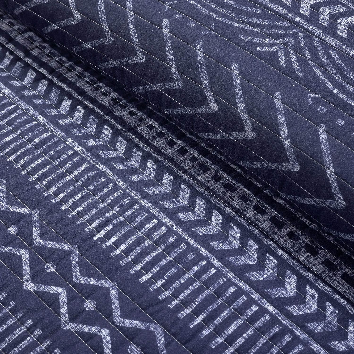 Full/Queen Scandinavian Chevron Navy Blue White Reversible Cotton Quilt Set - Free Shipping