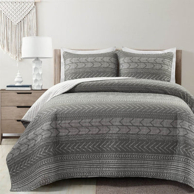 Full/Queen Scandinavian Dark Grey Chevron Reversible Cotton Quilt Set - Free Shipping 