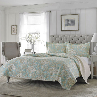Full / Queen 3-Piece Cotton Quilt Set in Seafoam Blue Beige Floral Pattern - Free Shipping 