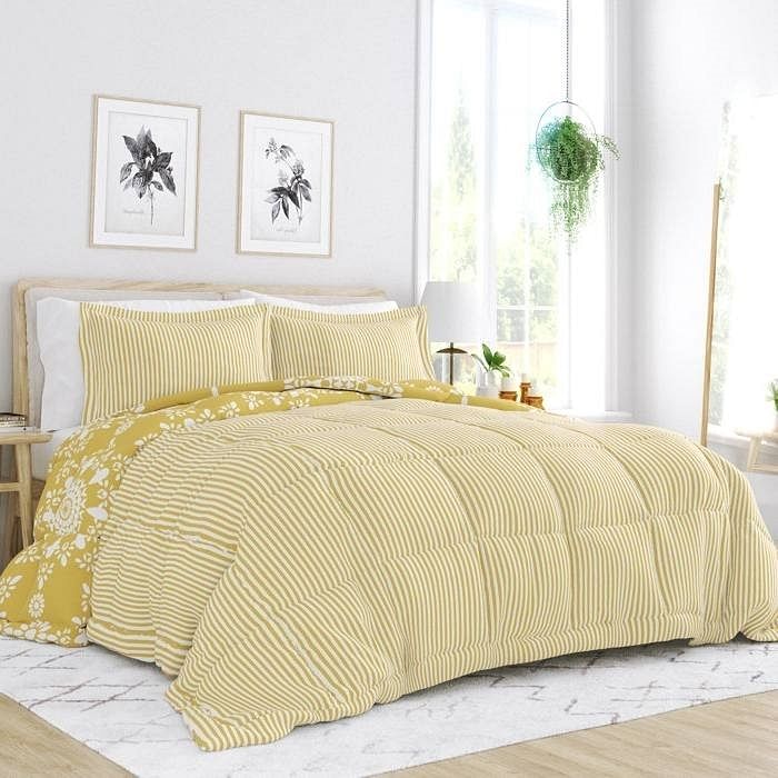 Full/Queen size 3-Piece Yellow White Reversible Floral Striped Comforter Set - Free Shipping 