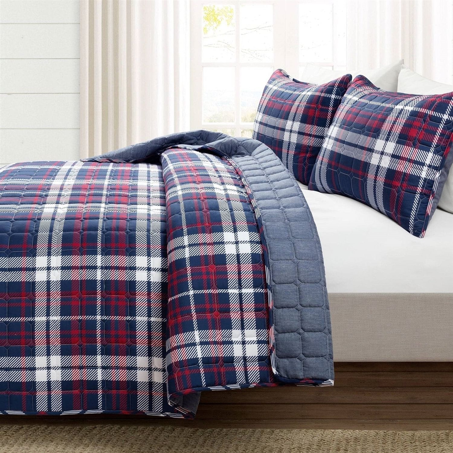 Full/Queen Farmhouse Plaid 3 Piece Lightweight Reversible Quilt Set - Free Shipping 