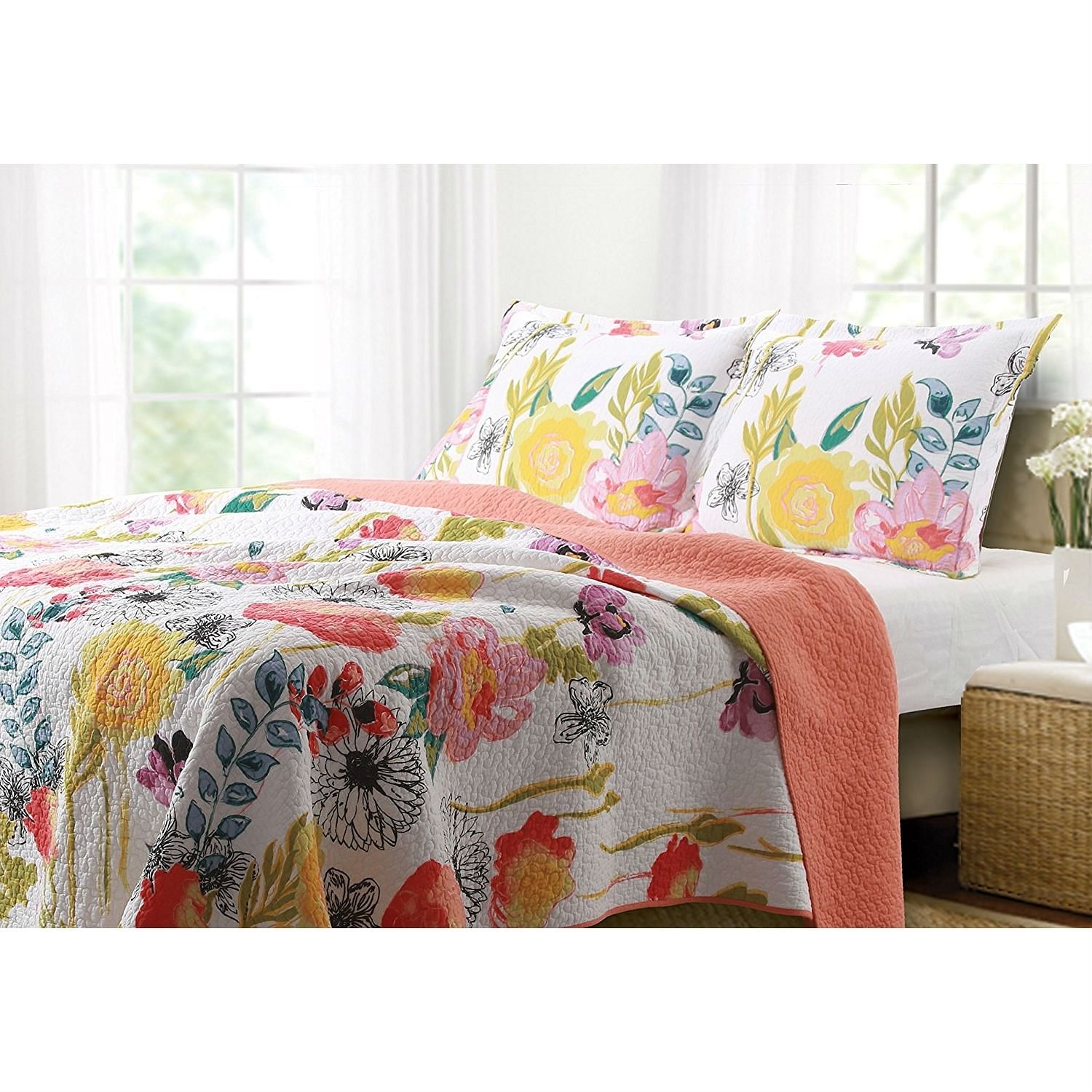 Full / Queen Cotton Quilt Set Multi-Color Floral Pattern - Free Shipping